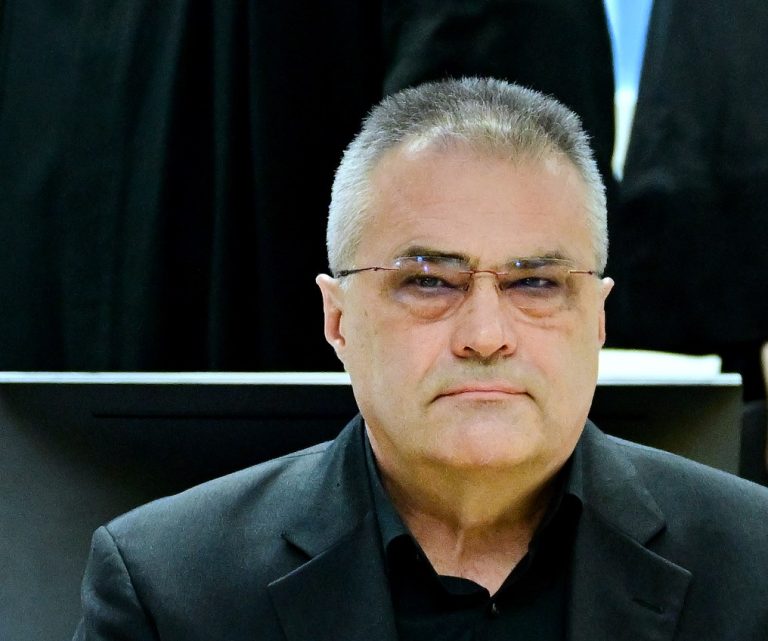 Egisto Ott vor Gericht - er bestreitet alle Vorwürfe. Foto: Roland Schlager/APA-Images/APA