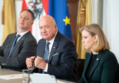 Alle Maßnahmen der Koalition gegen Teuerung und Zuwanderung - Kickl fordert Neuwahlen