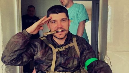 Špeciálna operácia odtajnená: veliteľ RDK Denis Nikitin žije