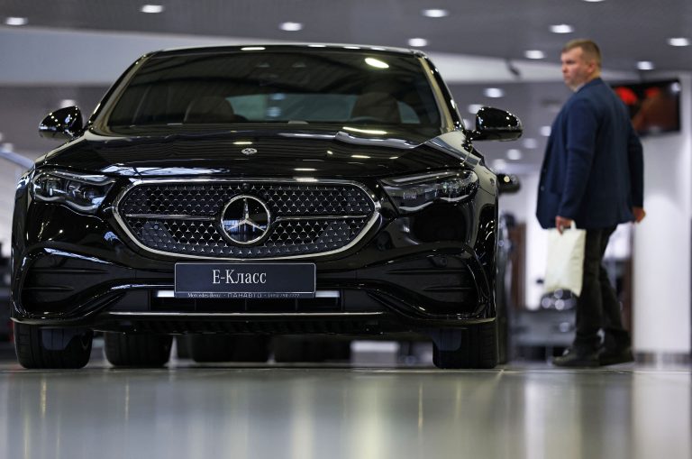 Nemecko hlási prudký pád exportu áut do Číny