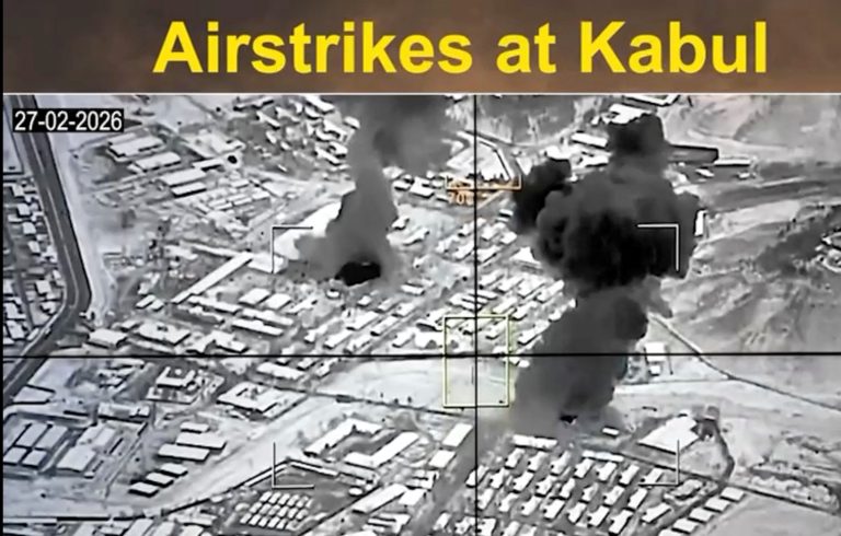 Pakistan útočil na Kábul, minister hovorí o otvorenej vojne