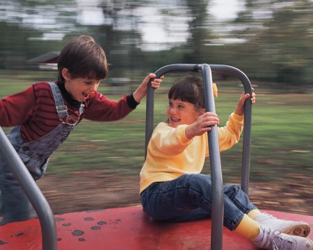 Strach z rodičovstva: ako nemecké médiá robia z detí problém