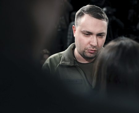 Rokovania za zatvorenými dverami. Časť Ukrajincov je údajne ochotná prenechať Donbas