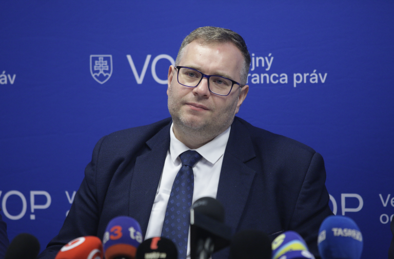 Dobrovodský: Pacienti čelia neoprávneným poplatkom