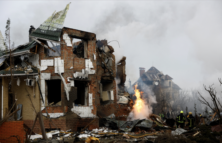 Rusko útočilo na Kyjev a Ľvov, zranené sú desiatky ľudí