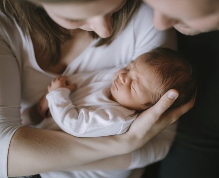 Nezdaniteľná časť na manželku či manžela: čo sa počíta do príjmu