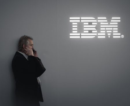 Na trhoch vládne alchýmia nestability. Inovácia síce ničí staré modely, no dlhy zostávajú