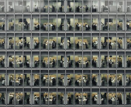 Dane sa blížia. Pre mnohých zamestnancov ich vyrieši zamestnávateľ