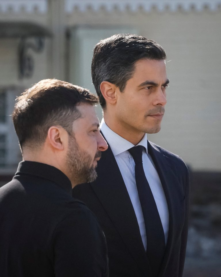 Zelenskyj rokoval s Jettenom o spoločnej výrobe zbraní