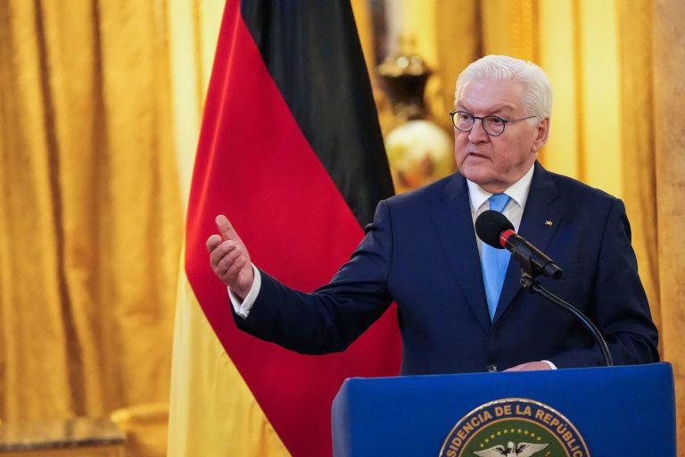 Steinmeier: Európa musí znížiť závislosť od USA