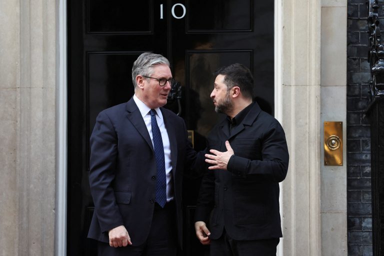 Zvýšené ceny energií nesmú priniesť Putinovi zisk, povedal Starmer