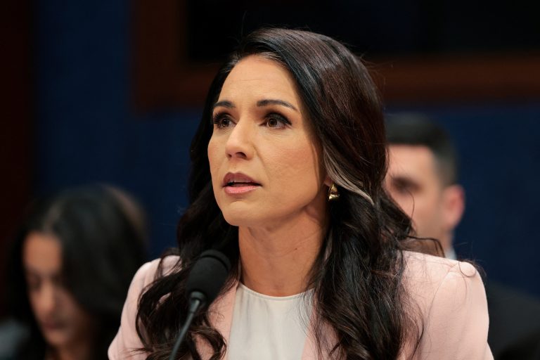 Tulsi Gabbardová. Foto: Kevin Lamarque/Reuters