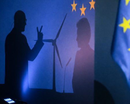 Koniec klimatického alarmizmu? Svetoví lídri potichu menia kurz