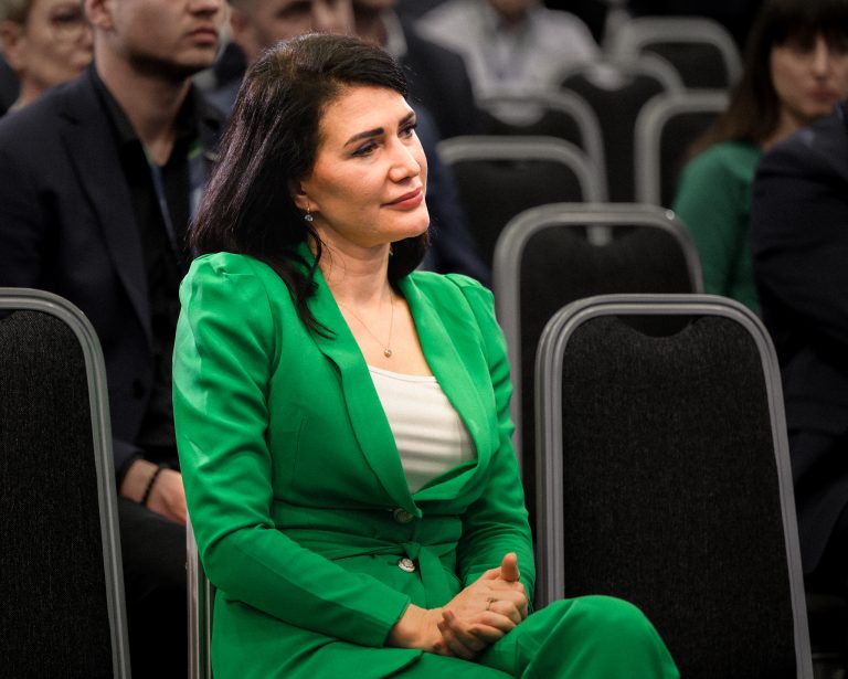 Opozícia kritizuje konferenciu o nemocniciach