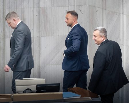 Chmelár: Smer nepreferuje volebný blok so SNS, problémom Danka je jeho štýl