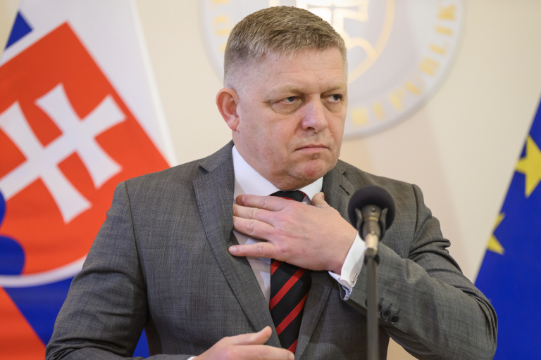 Fico: EÚ sa v mnohých témach vzďaľuje od Spojených štátov