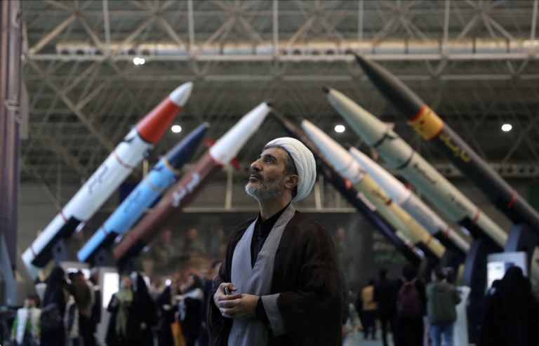 Iránski duchovní vyzvali na rýchle zvolenie nového najvyššieho vodcu