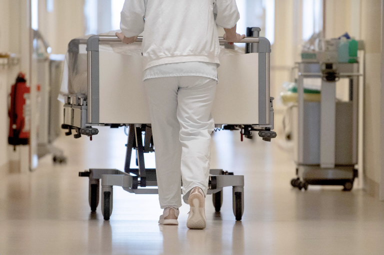 Odborníci upozorňujú, že demografia vytvára tlak na zdravotníctvo