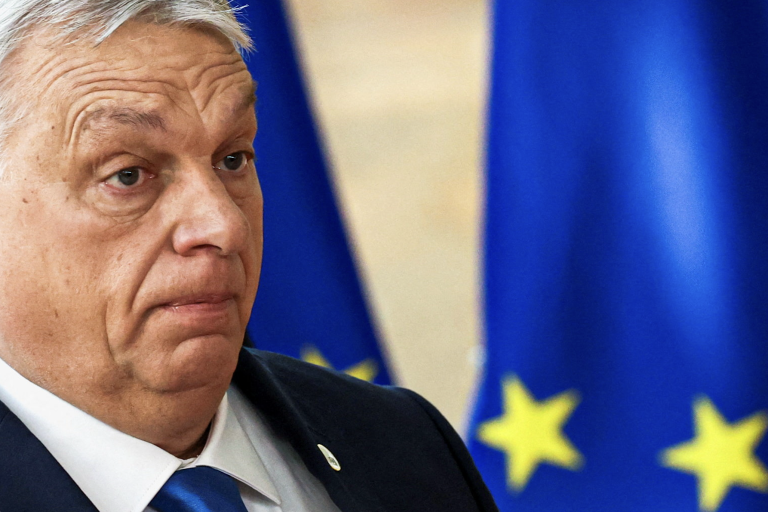 Brusel sa pripravuje na výhru Orbána, spomína sa aj vylúčenie