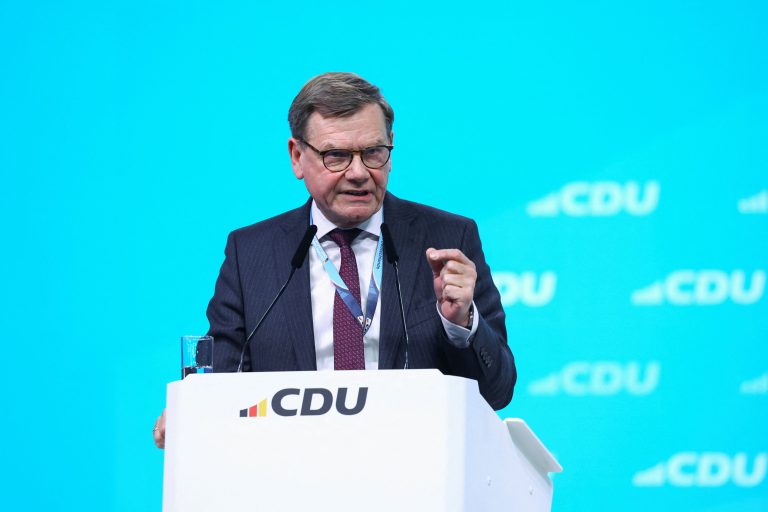 Wadephul: Bez konca jadrového zbrojenia riešenie nebude