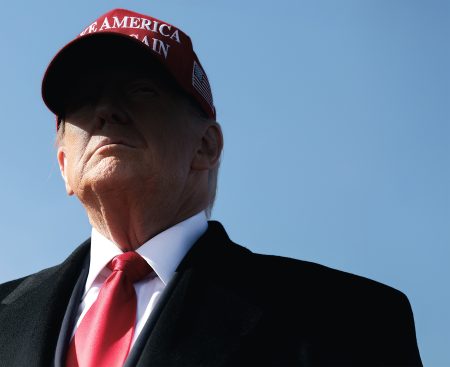 Koniec amerického impéria? Trump vojnou v Iráne stráca doma aj vo svete