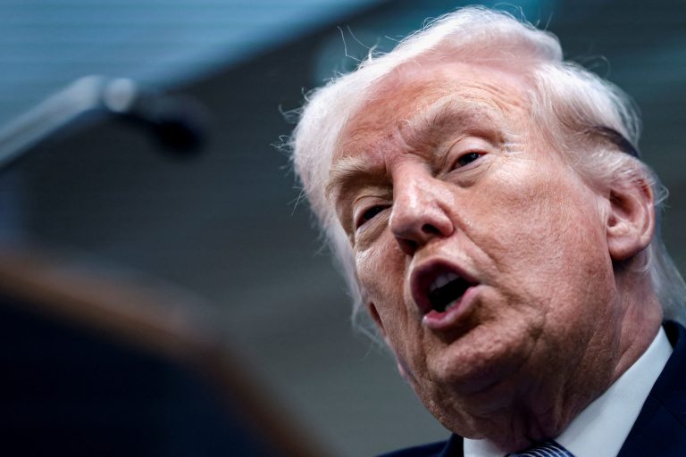 Trump Promises to Open the Strait of Hormuz “Fairly Soon”