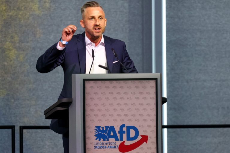 AfD láme rekordy: V Nemecku vedie s 28 percentami