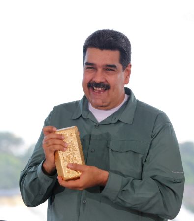 USA povolili Venezuele platiť Madurovho právnika