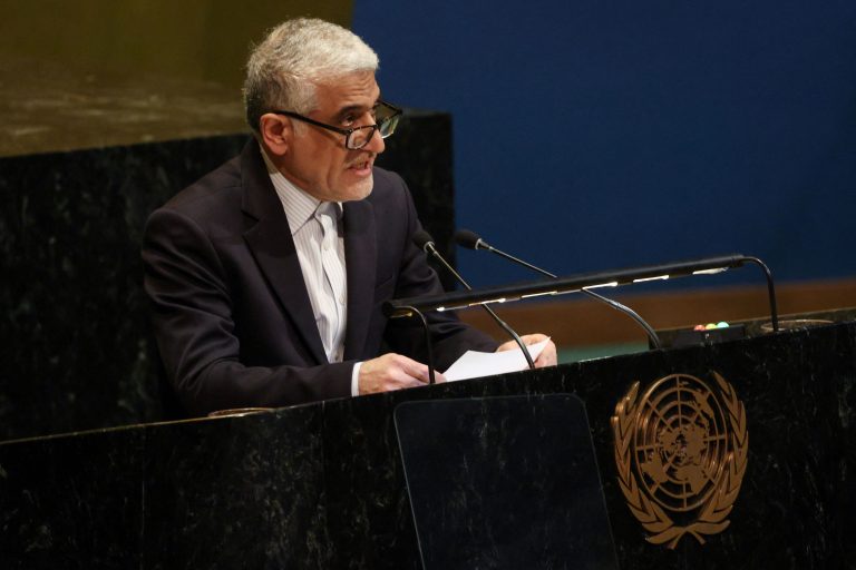 Irán viní USA zo zlyhania rokovaní a žiada záruky