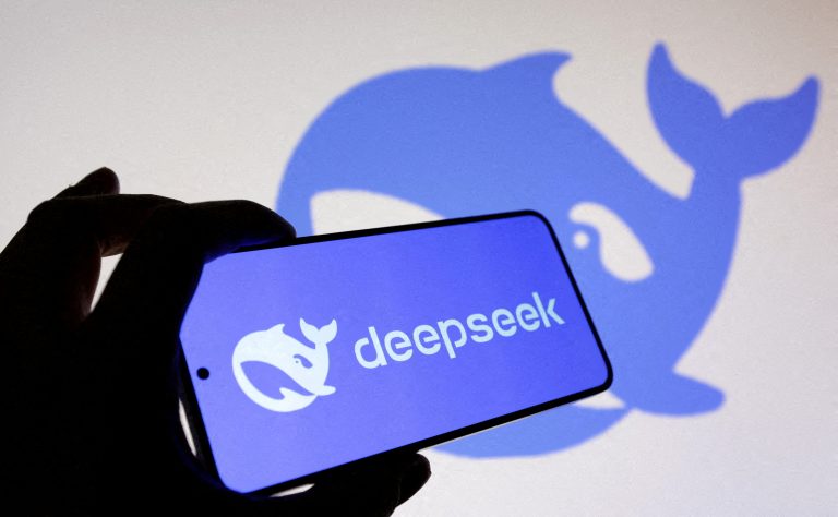 DeepSeek predstavil nový AI model, USA hovoria o krádežiach