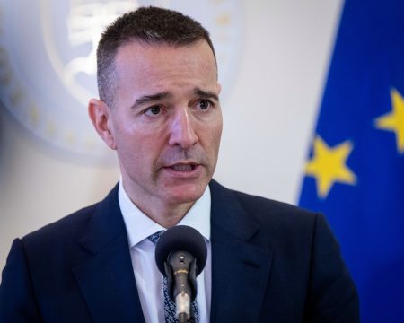 Veľké peniaze, veľké otázniky: Čo naozaj mení novela grantov?