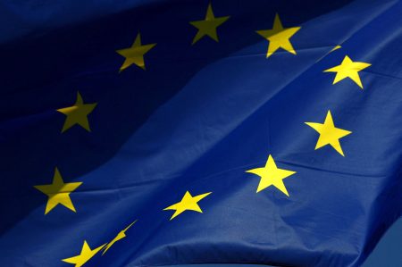 Čína žiada EÚ zrušiť sankcie a hovorí o narušení dôvery