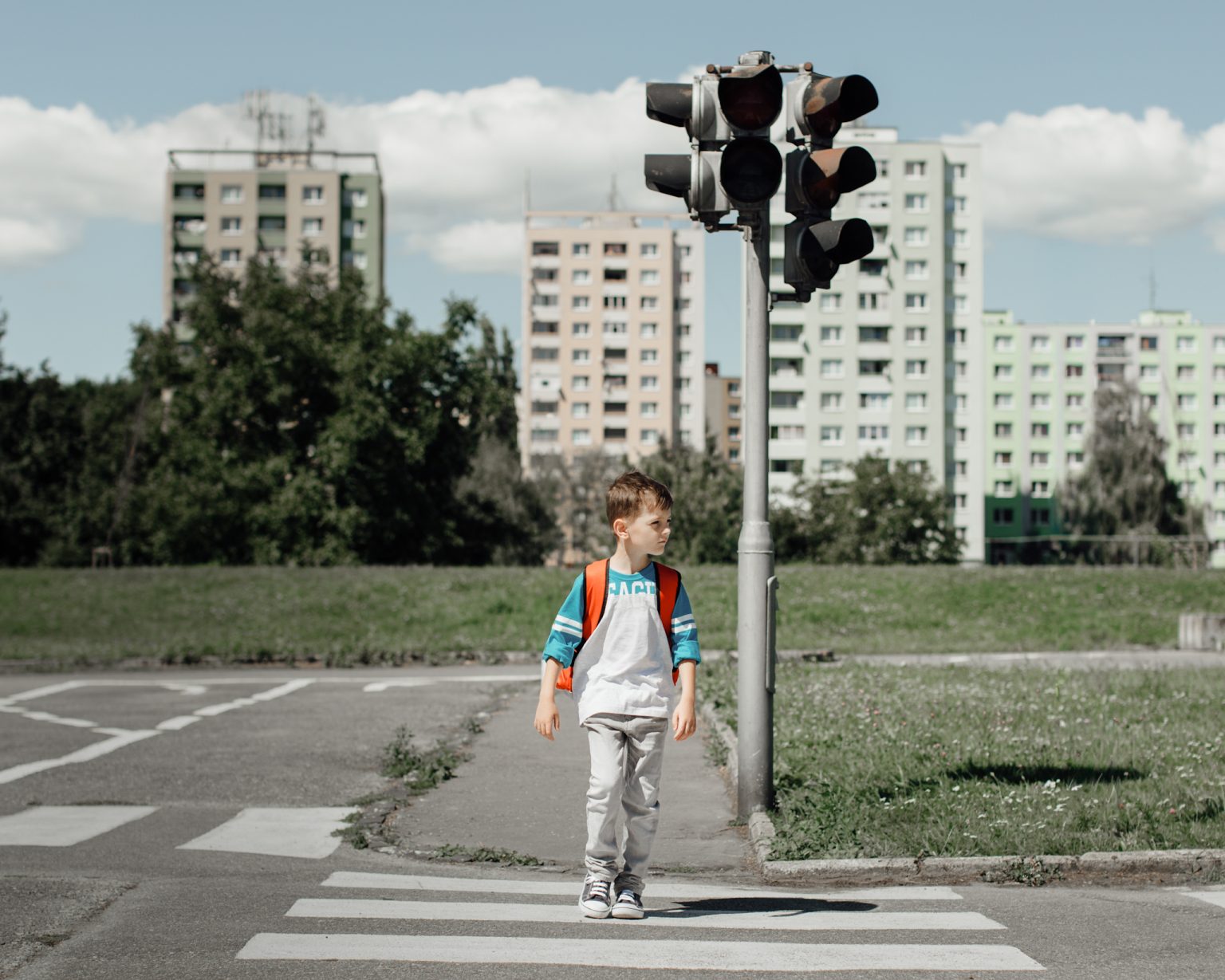 Chlapec zo sídliska. Foto: Newman Studio/Getty Images