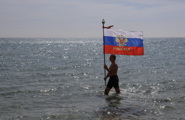 Russia, Belarus to Return Under National Flags at World Aquatics