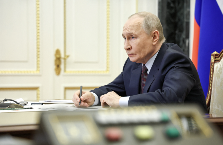 Putin Defends Internet Blackouts as Security Measure