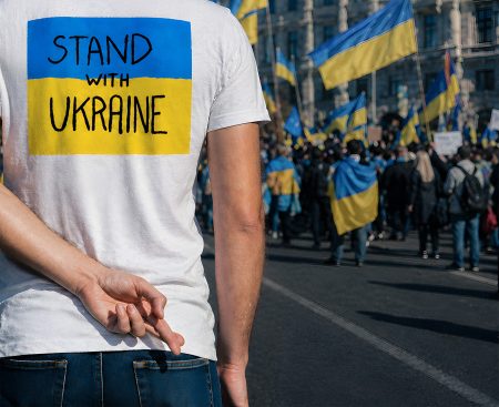 EÚ otvára Ukrajincom dvere len do čakárne. Voliť europoslancov tak skoro nebudú