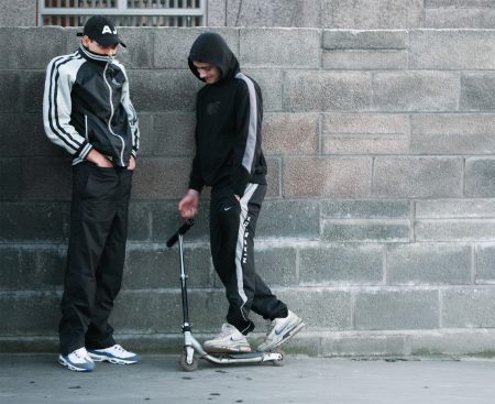 Rodičom hrozí strata prídavku pre záškoláctvo detí. Návrh čelí kritike