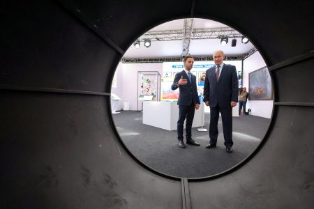 Putin Fears Assassination and Coup by Russian Elite