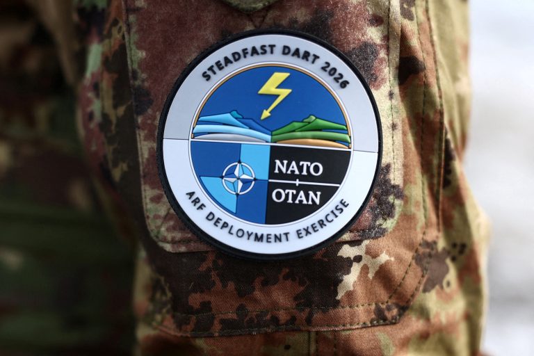 Stretnutia NATO s filmovými tvorcami vyvolali obvinenia z „propagandy“