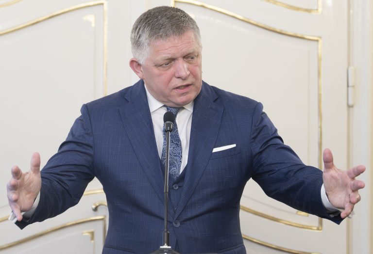Robert Fico.