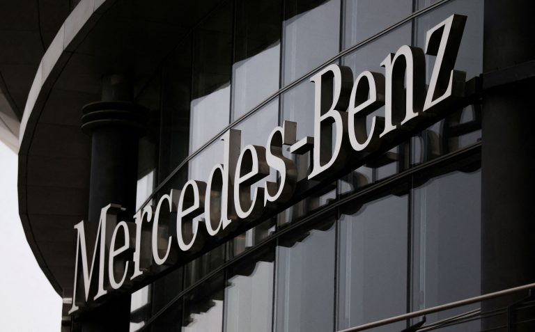 Logo Mercedes-Benz.