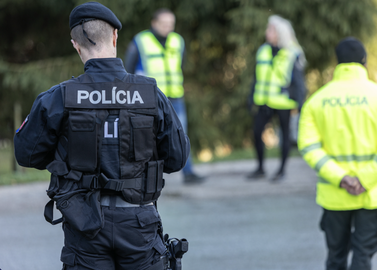 Príslušníci Policajného zboru SR.