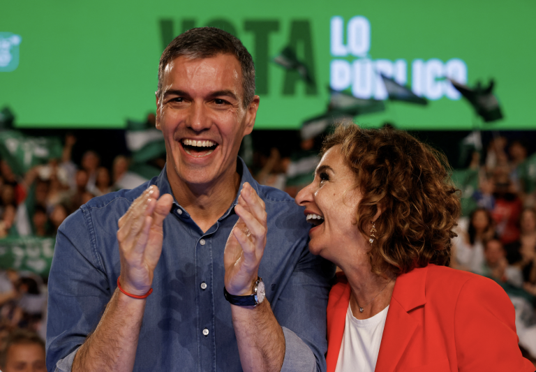 Pedro Sánchez a Maria Jesus Monterová.