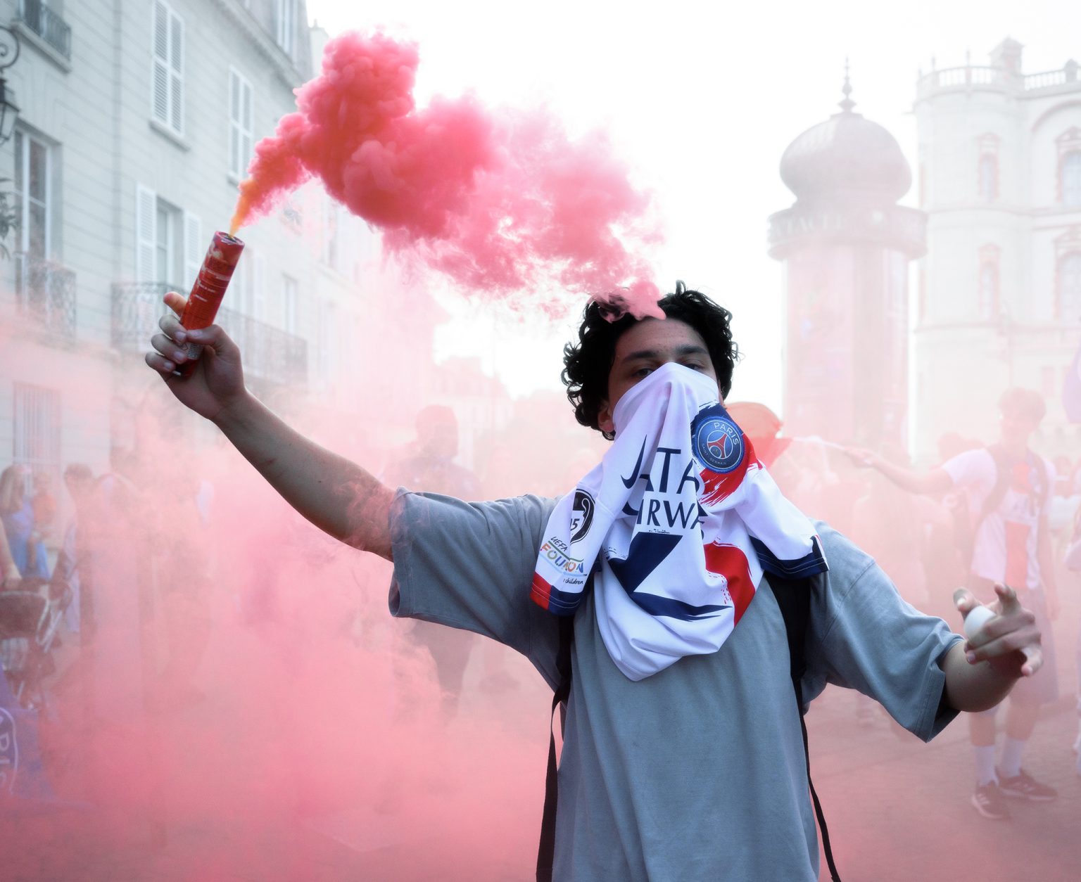 PSG's triumph exposed the city's issues.